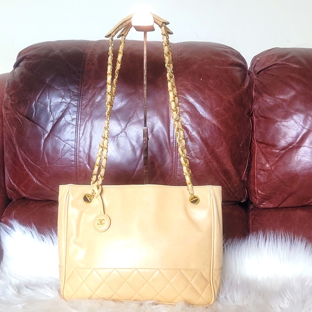 CHANEL Vintage